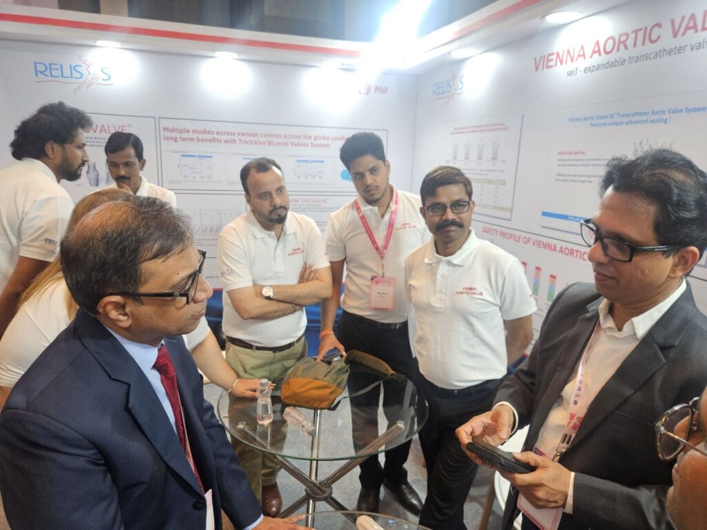 P&F team members having a discussion at the Structural Heart Summit Mumbai 2025